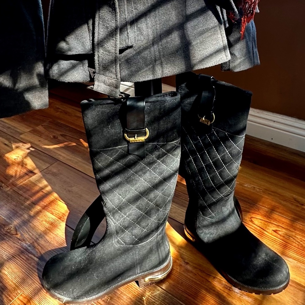 ULAN Black Faux Suede Low Heel Quilted Calf Rain Riding Pull On Boots Sz 8